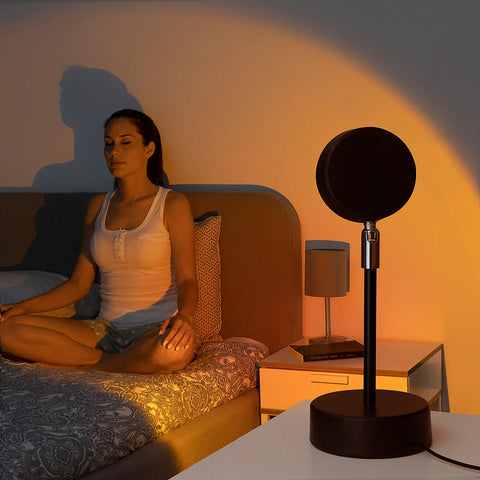 Lámpara LED con efecto atardecer regulable para un ambiente relajante y cálido